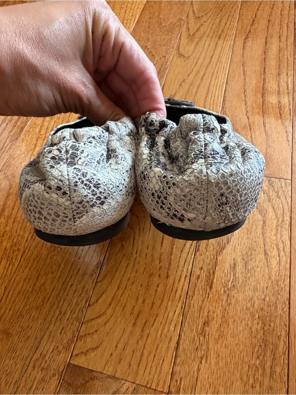 Tory Burch snakeskin ballet flats - Picture 5 of 12